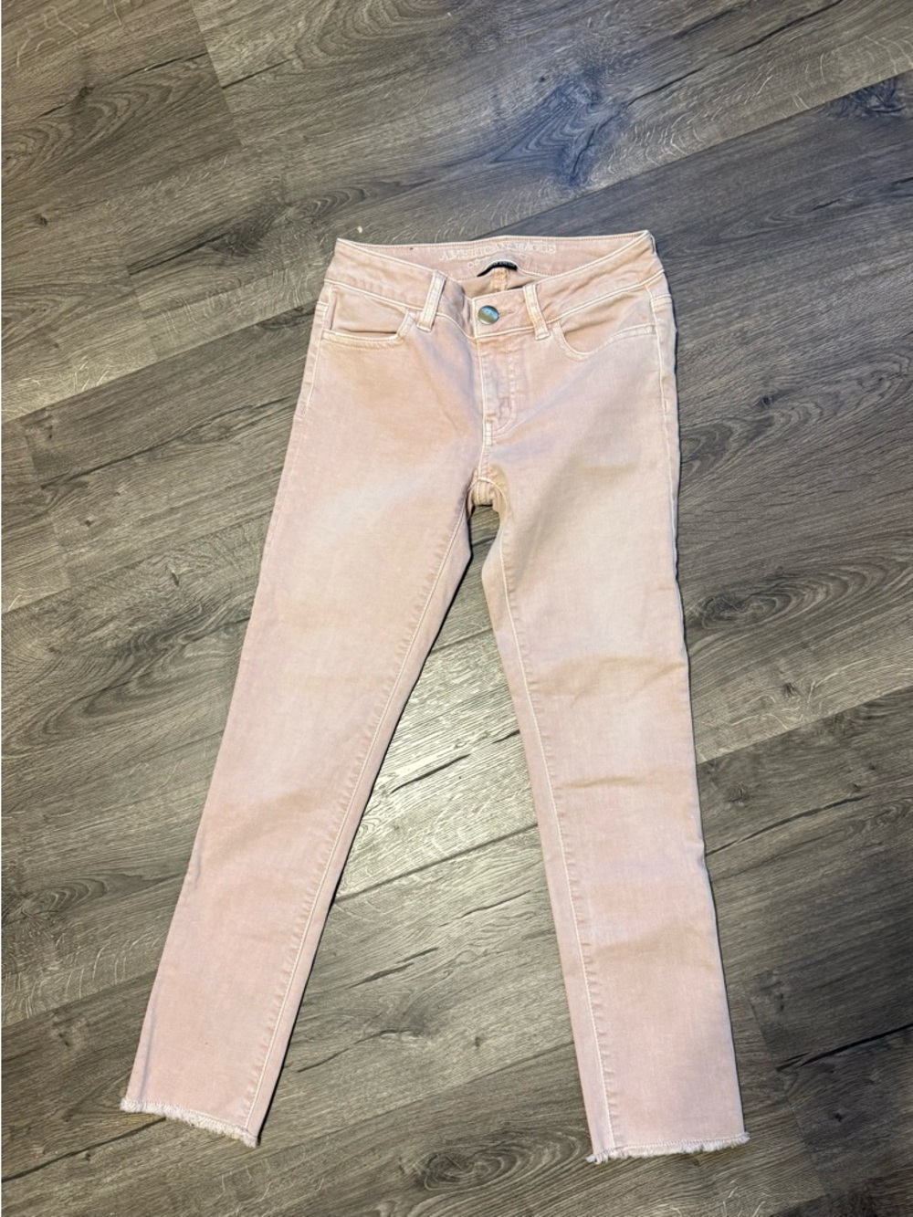 American Eagle Outfitters Blush Pink Super Stretch crop Jeggings